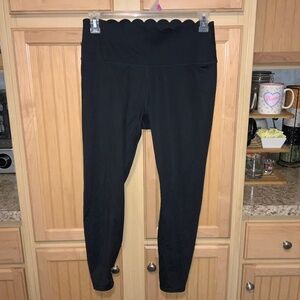 Women’s Joy lab scallop, top leggings preowned size large